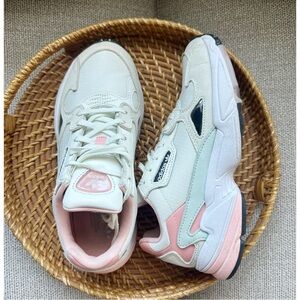 Adidas Falcon Sneakers